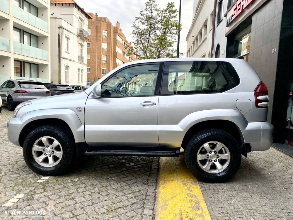 Toyota Land Cruiser 3.0 D-4D Std. Aut - 12