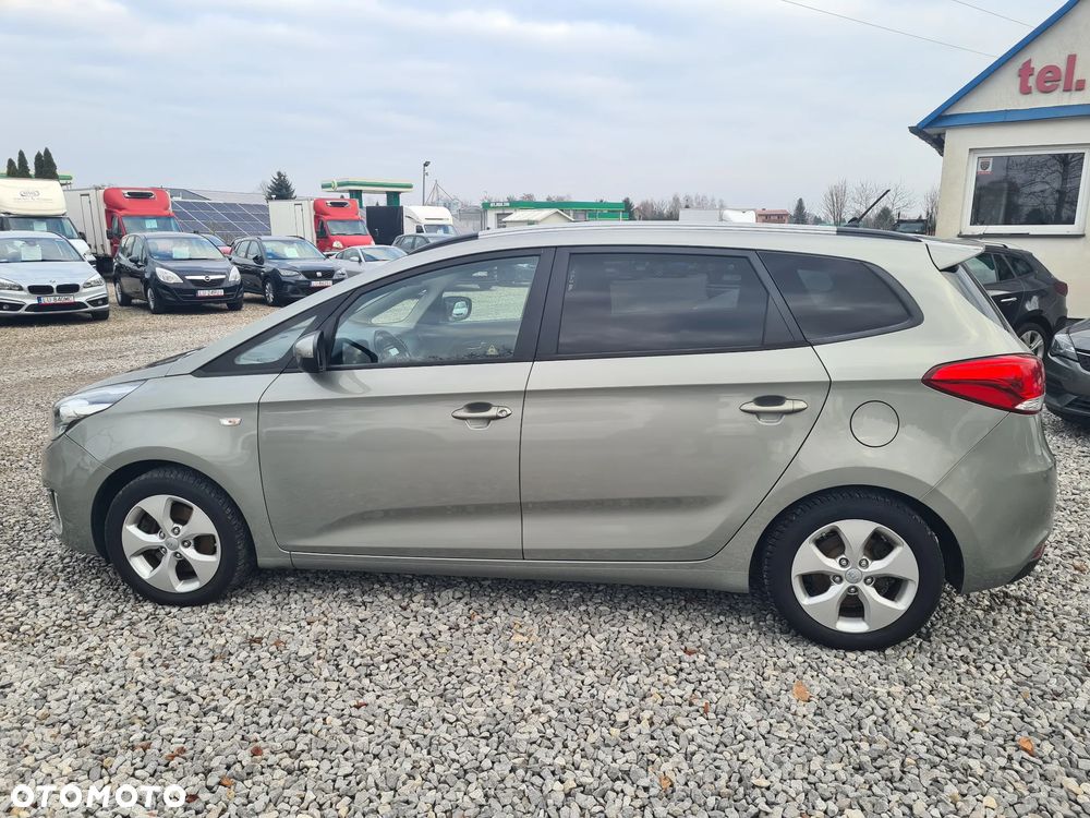 Kia Carens 1.7 CRDi 115 Dream-Team Edition - 6