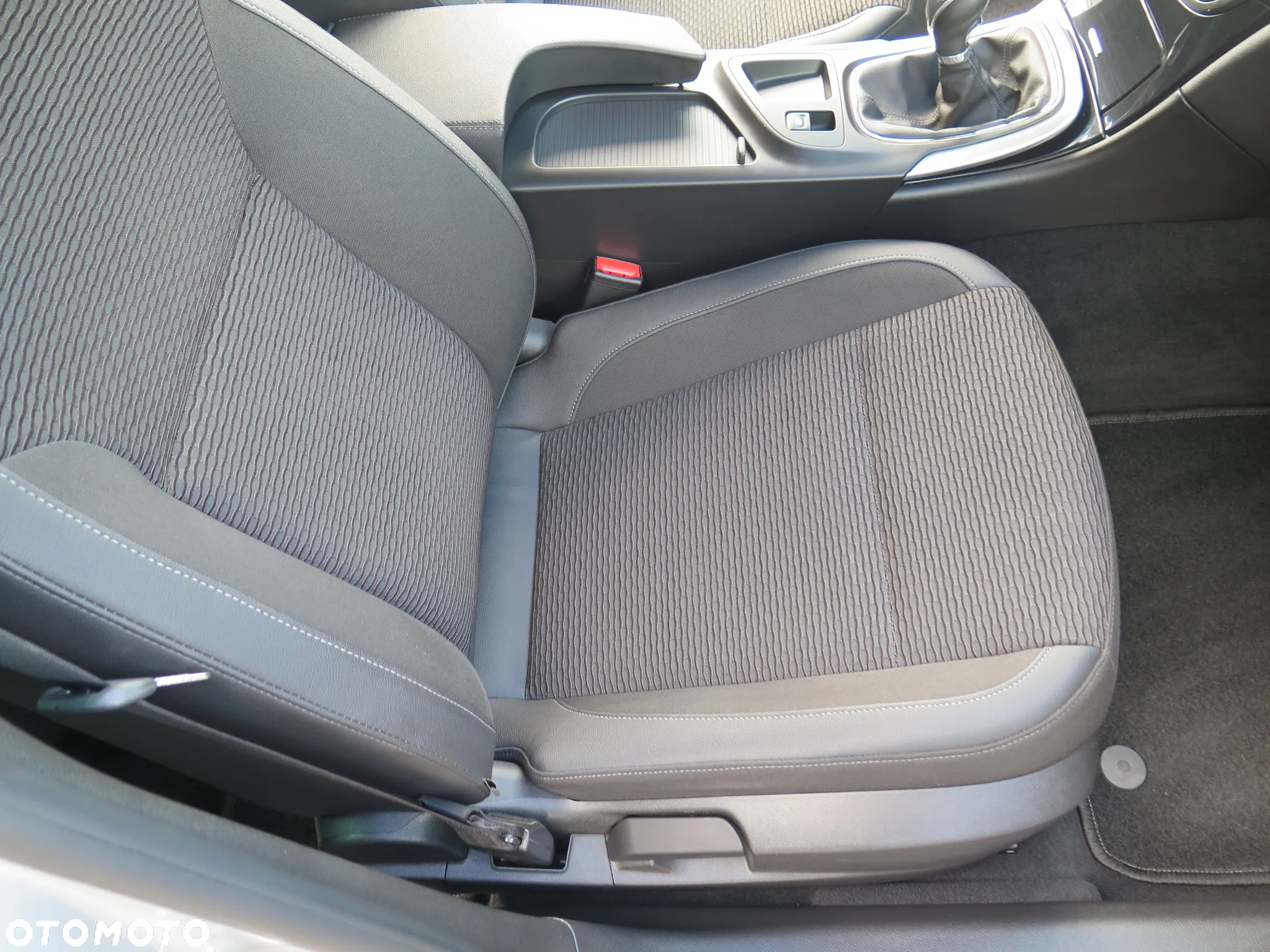Opel Insignia 2.0 CDTI Cosmo S&S - 34