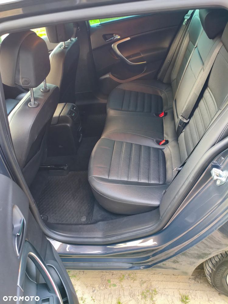Opel Insignia 2.0 CDTI - 10