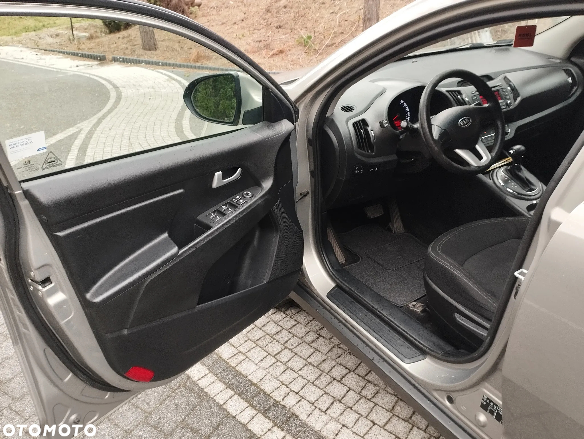 Kia Sportage 2.0 S - 8