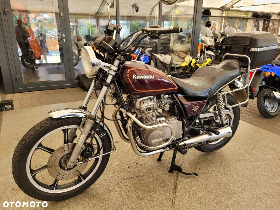 Kawasaki LTD - 25