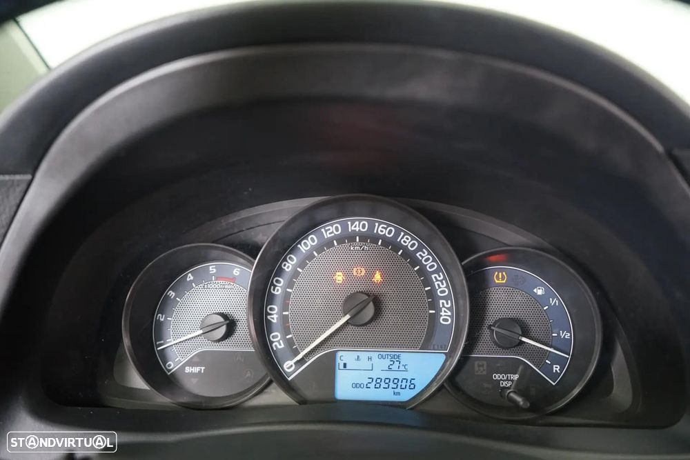 Toyota Auris 1.4 D-4D Comfort - 21