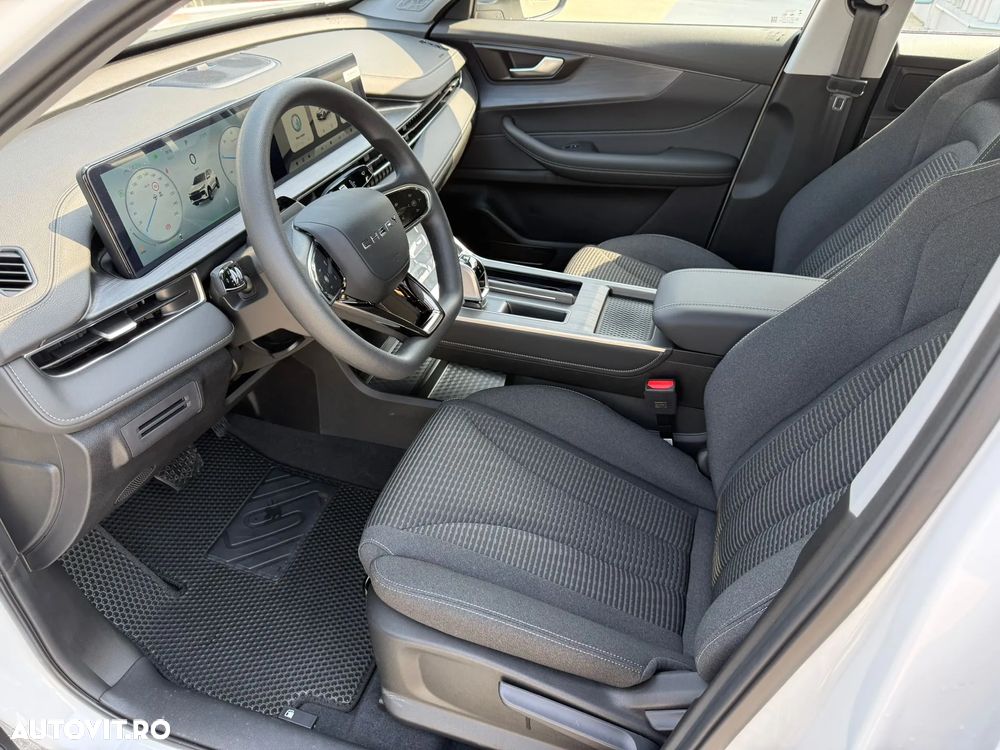 Chery Tiggo 4 1.5 TGDI DHT HEV Comfort - 10