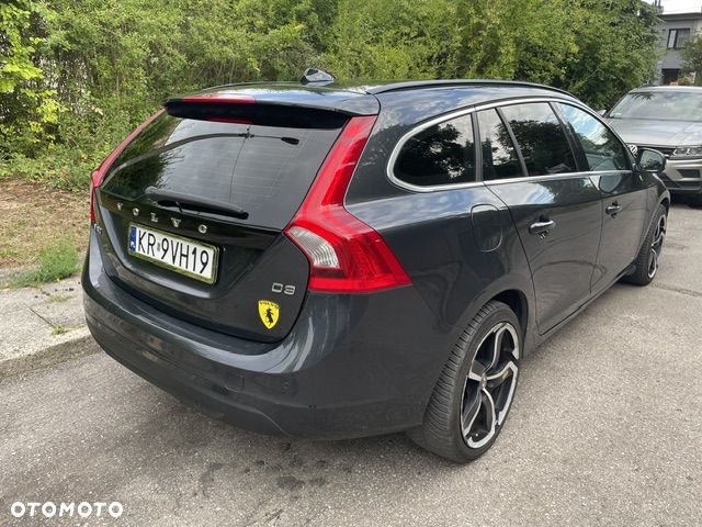 Volvo V60 D3 Geartronic RDesign - 10