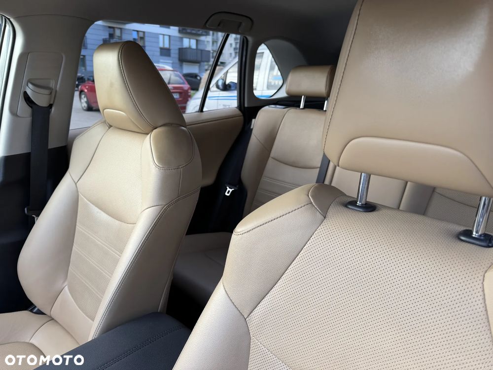 Toyota RAV4 2.5 Hybrid Executive 4x4 - 13