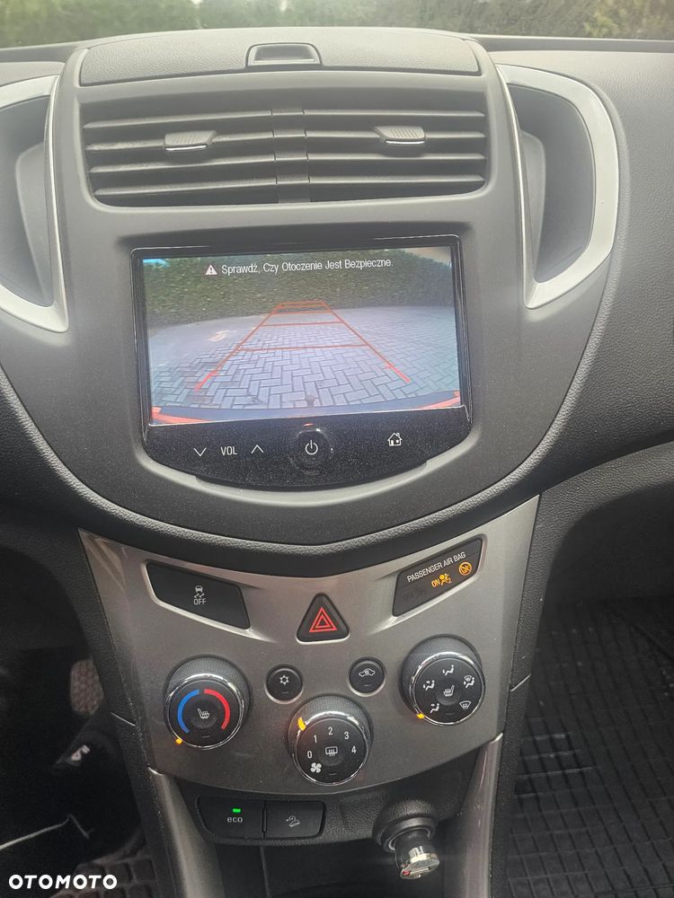 Chevrolet Trax 1.7TD LS - 12