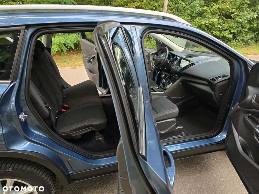 Ford Kuga 1.5 EcoBoost 2x4 Titanium - 20