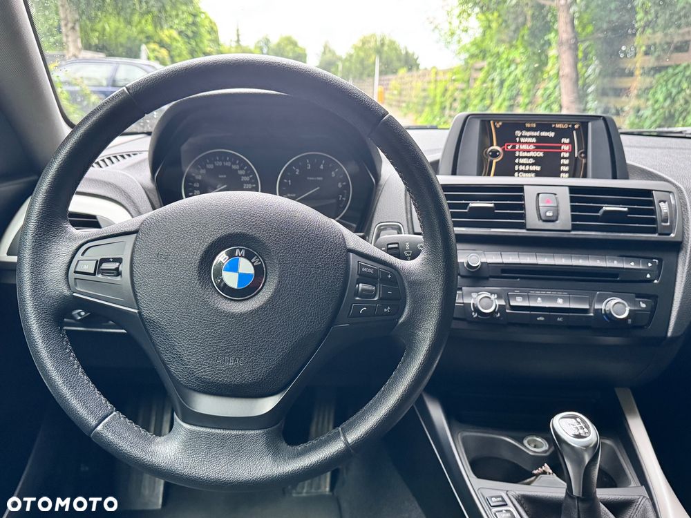 BMW Seria 1 114i - 7