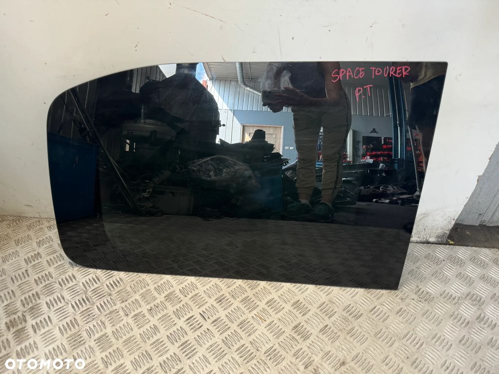 SZYBA KAROSERYJNA BOCZNA PRAWA CITROEN SPACETOURER - 2