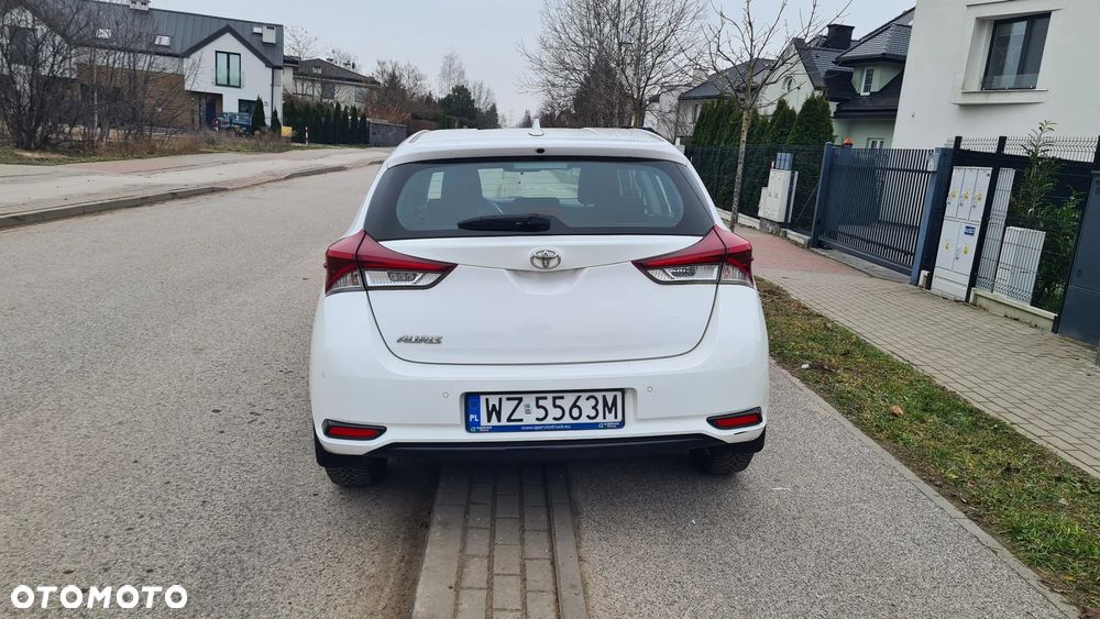 Toyota Auris 1.33 VVT-i Active - 3