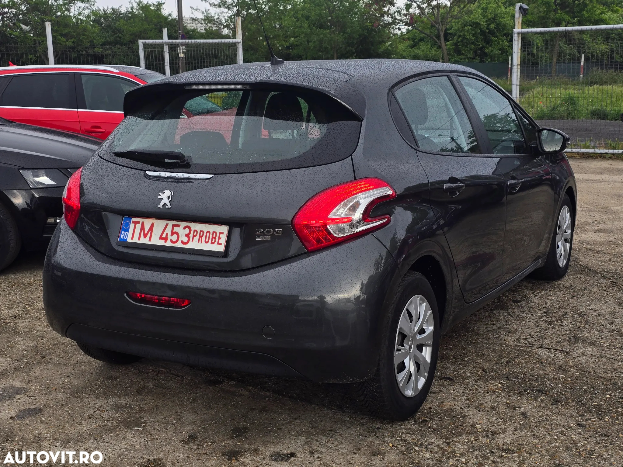 Peugeot 208 - 4