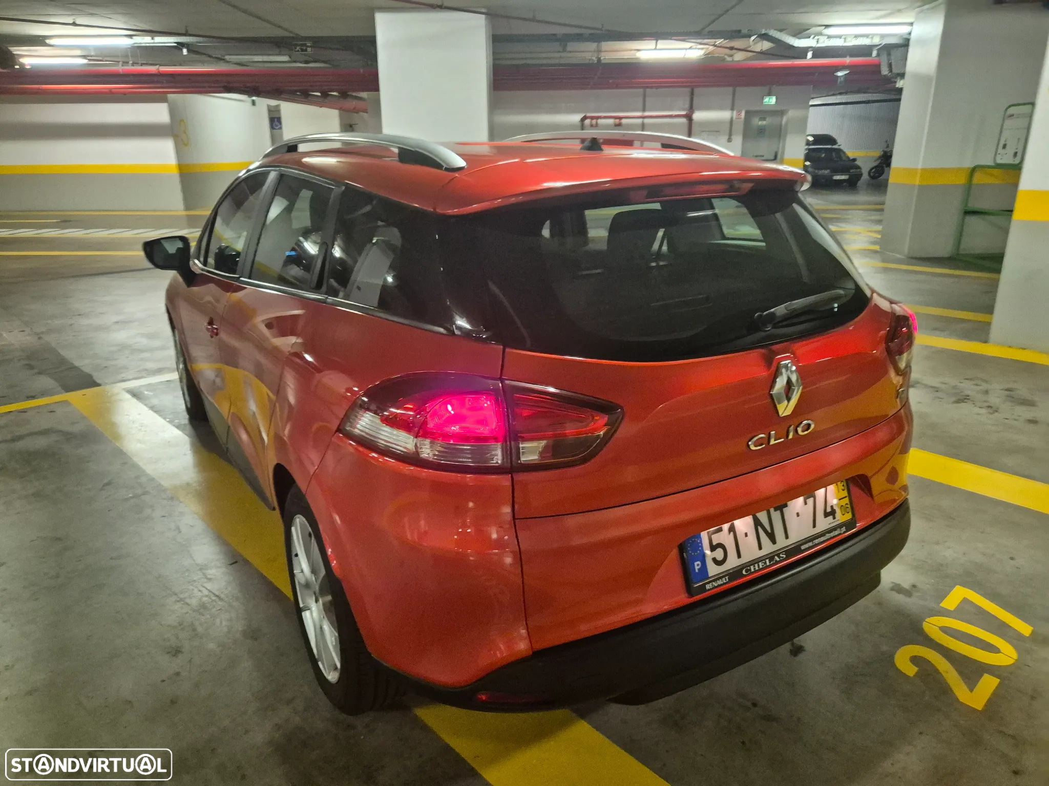 Renault Clio Sport Tourer 0.9 TCE Dynamique S - 15