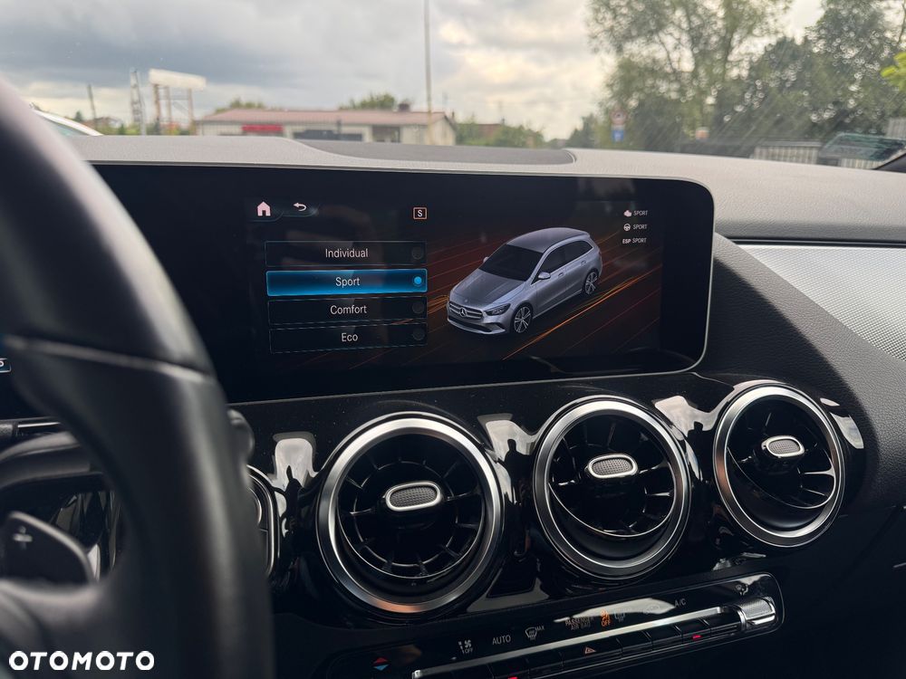 Mercedes-Benz Klasa B 180 d AMG Line 7G-DCT - 15