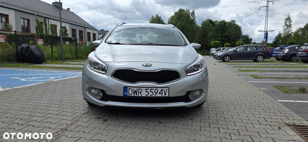 Kia Ceed - 6