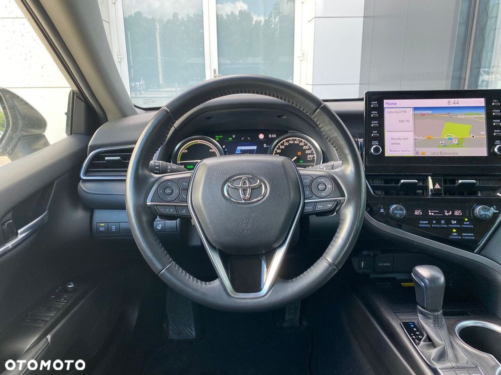Toyota Camry 2.5 Hybrid Executive CVT - 14