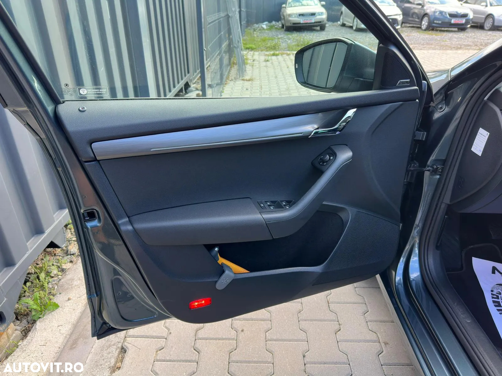 Skoda Octavia Combi Diesel 1.6 TDI Style - 10