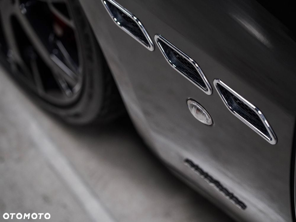 Maserati GranTurismo Sport - 21