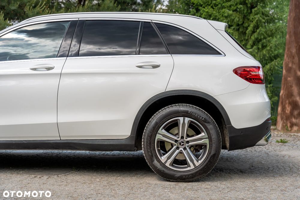 Mercedes-Benz GLC 220 d 4Matic 9G-TRONIC - 10