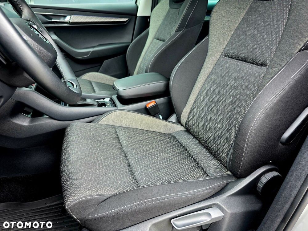 Skoda Karoq 1.5 TSI ACT 4x2 Style DSG - 25