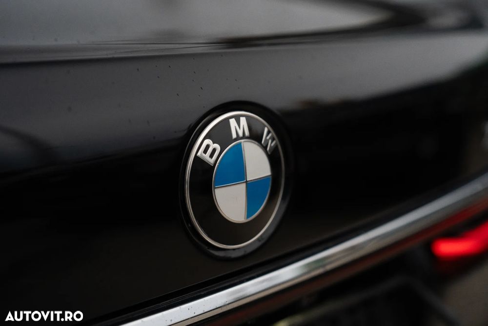 BMW Seria 7 - 16