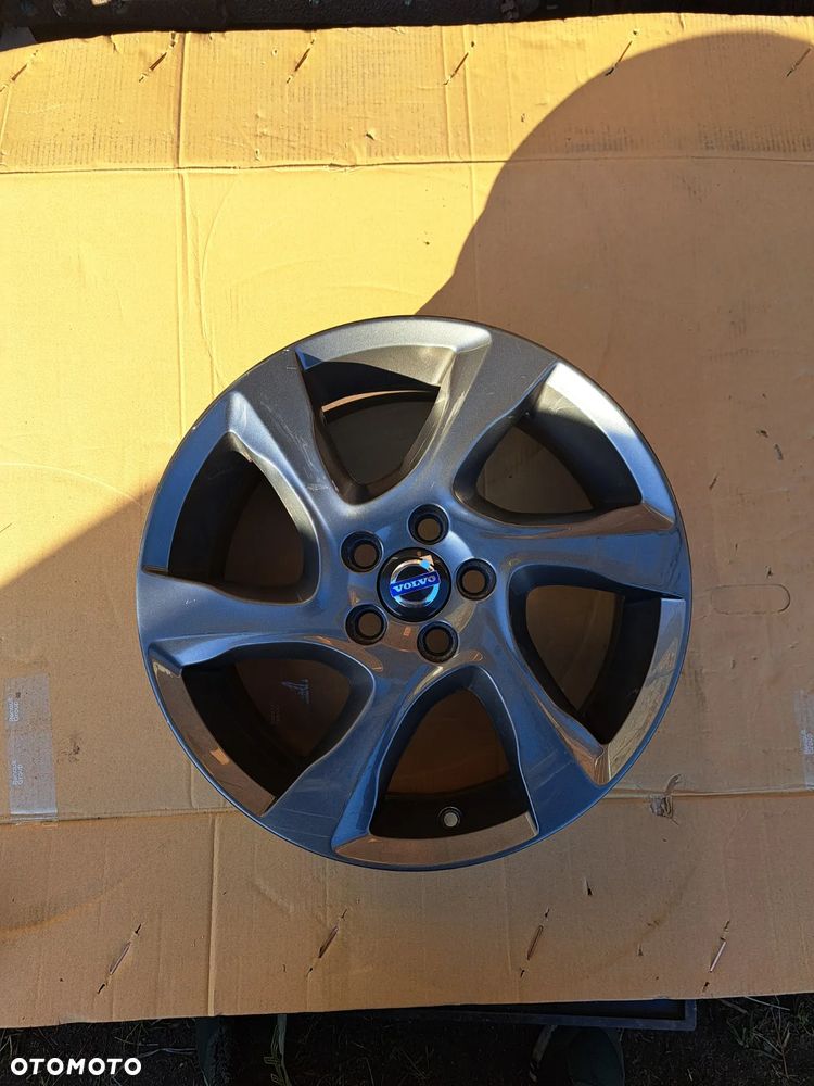 Felga aluminiowa Volvo V40 Cross Country 17 Cali 7.0Jx17H2 ET 50 Larenta 31381674 31399149 1x Alufelge Felge Wheel - 3