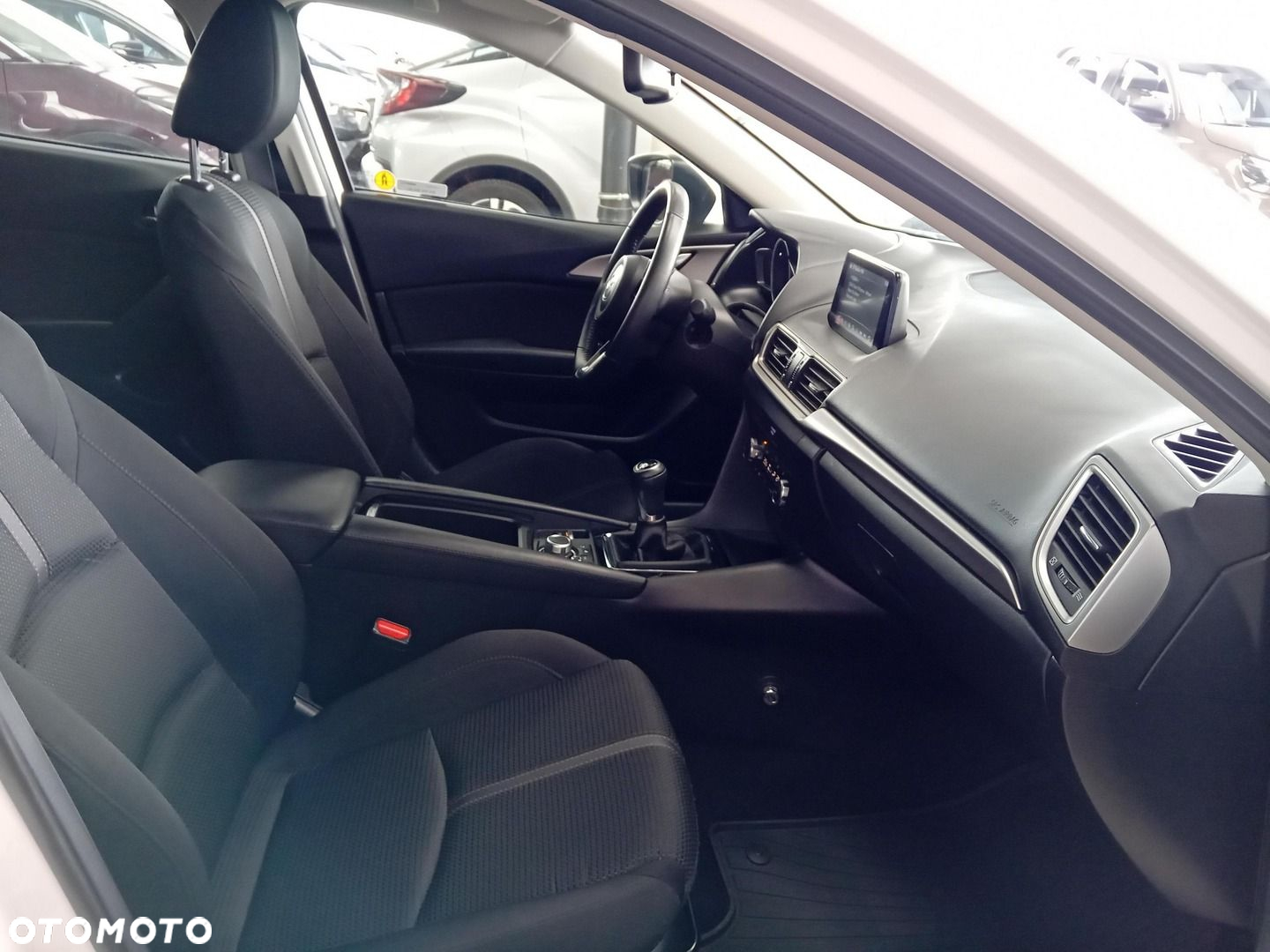 Mazda 3 - 12