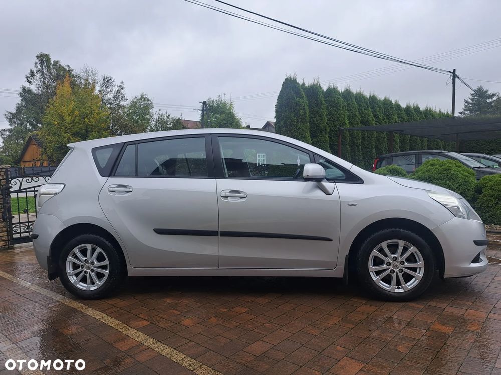 Toyota Verso 1.8 Prestige - 18