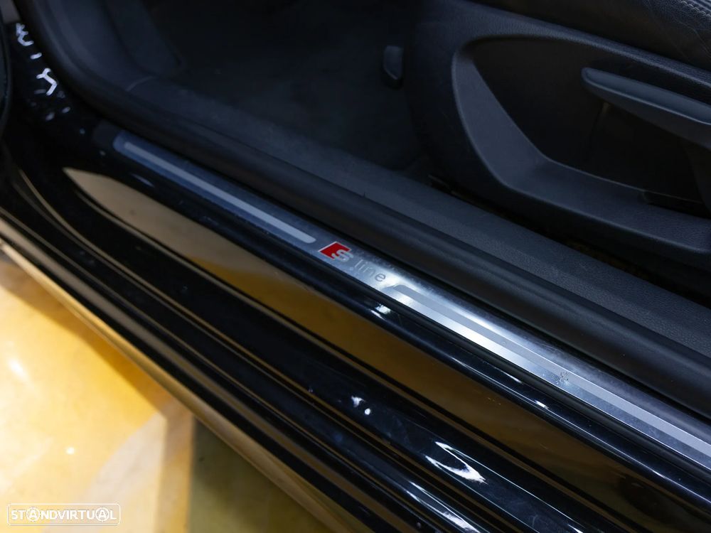Audi A3 Cabrio 2.0 TDi S-line S tronic - 17
