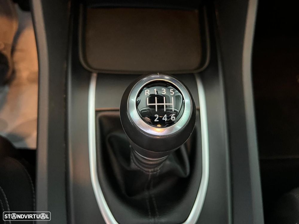 Nissan Qashqai 1.3 DIG-T Acenta - 11