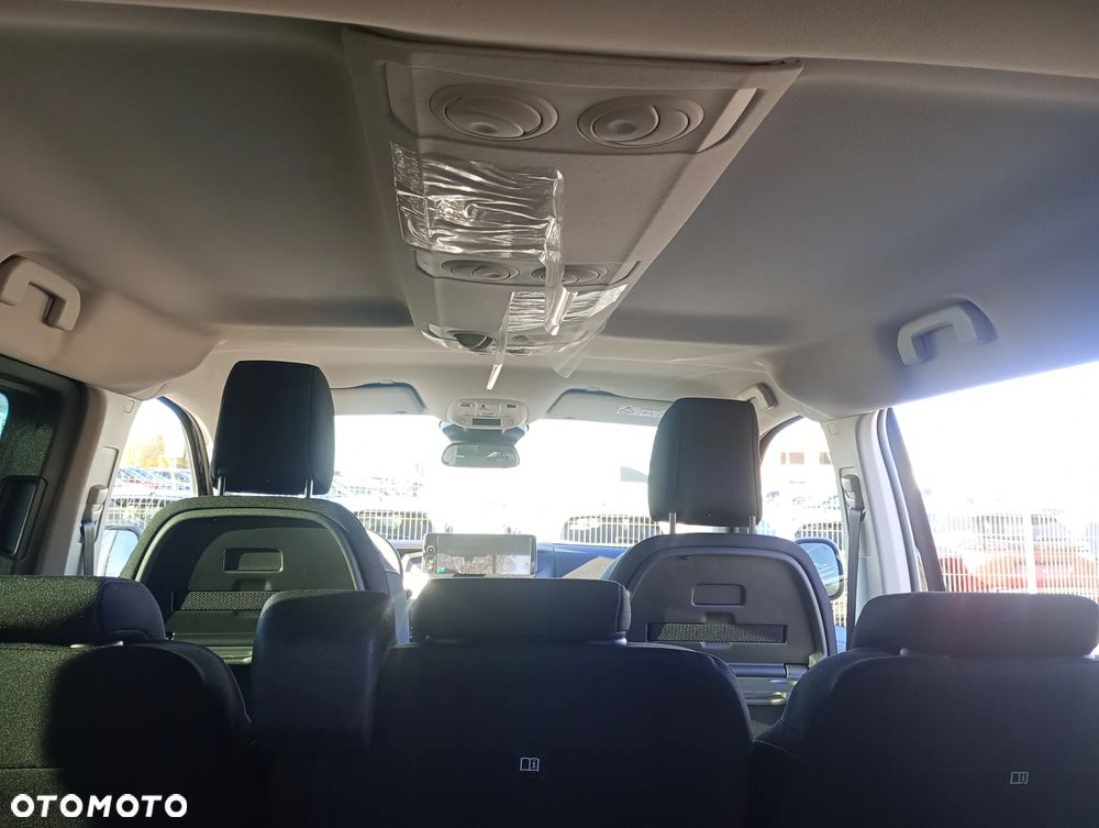 Peugeot Traveller 2.0 BlueHDi Long Business EAT8 - 10