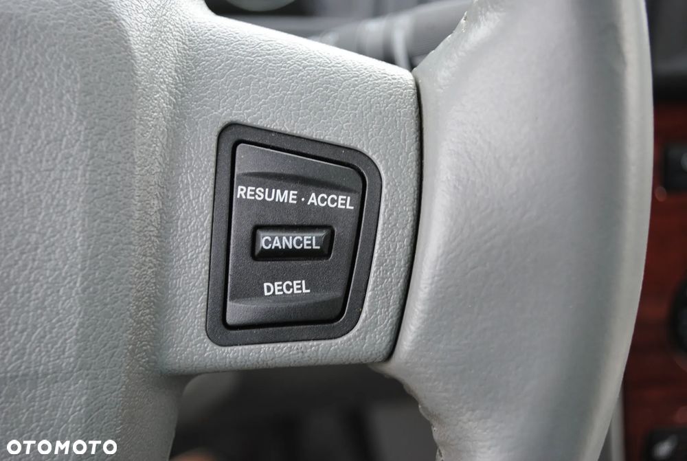 Jeep Grand Cherokee - 17