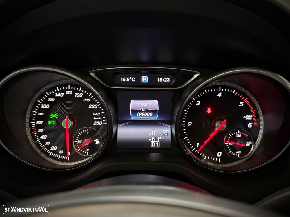 Mercedes-Benz CLA 180 - 14