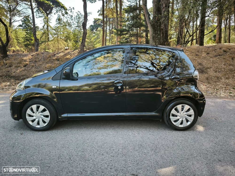 Toyota Aygo 1.0 Plus - 4