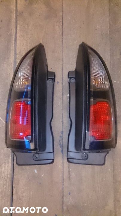 LAMPA TYLNA CITROEN C3 PICASSO LEWA LUB prawa - 1