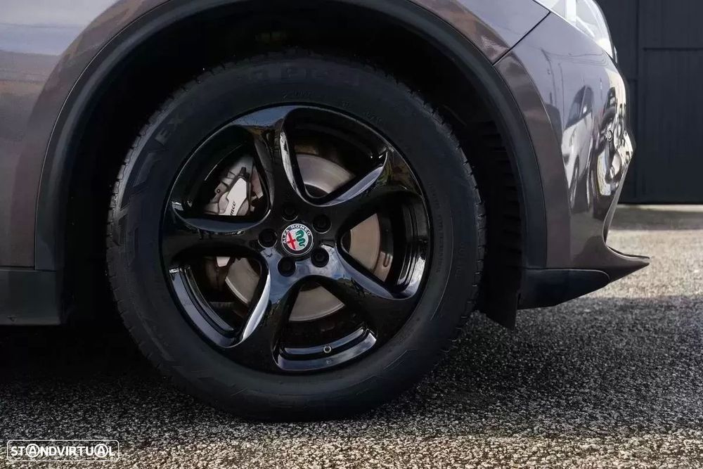 Alfa Romeo Stelvio 2.2 D Super AT8 - 5