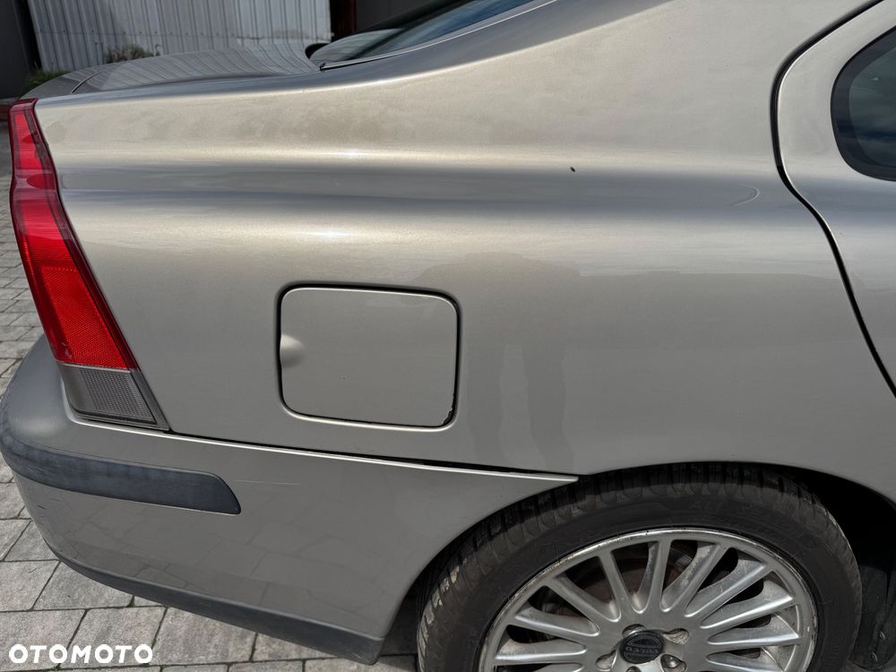 Volvo S60 2.4 D5 - 10