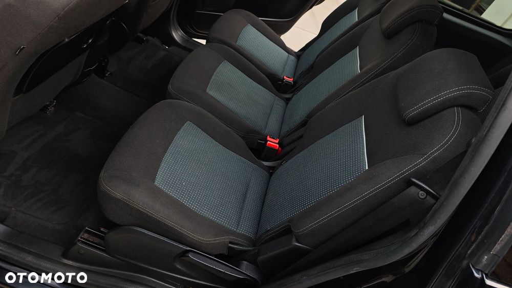 Ford Galaxy 2.0 TDCi Titanium - 13