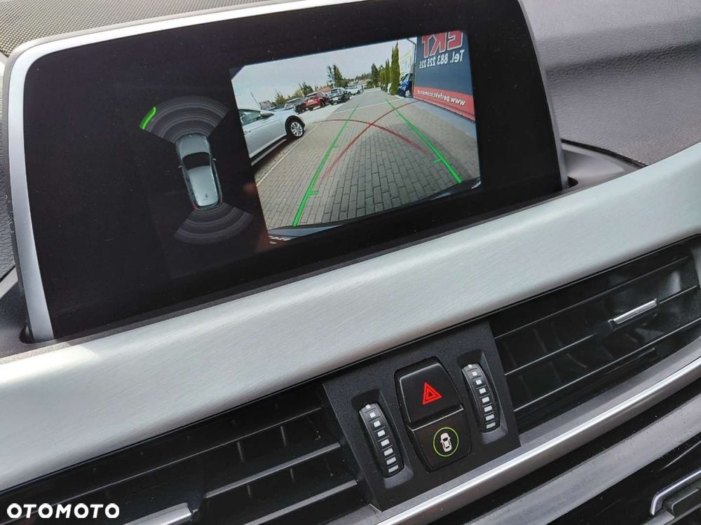 BMW X1 - 10