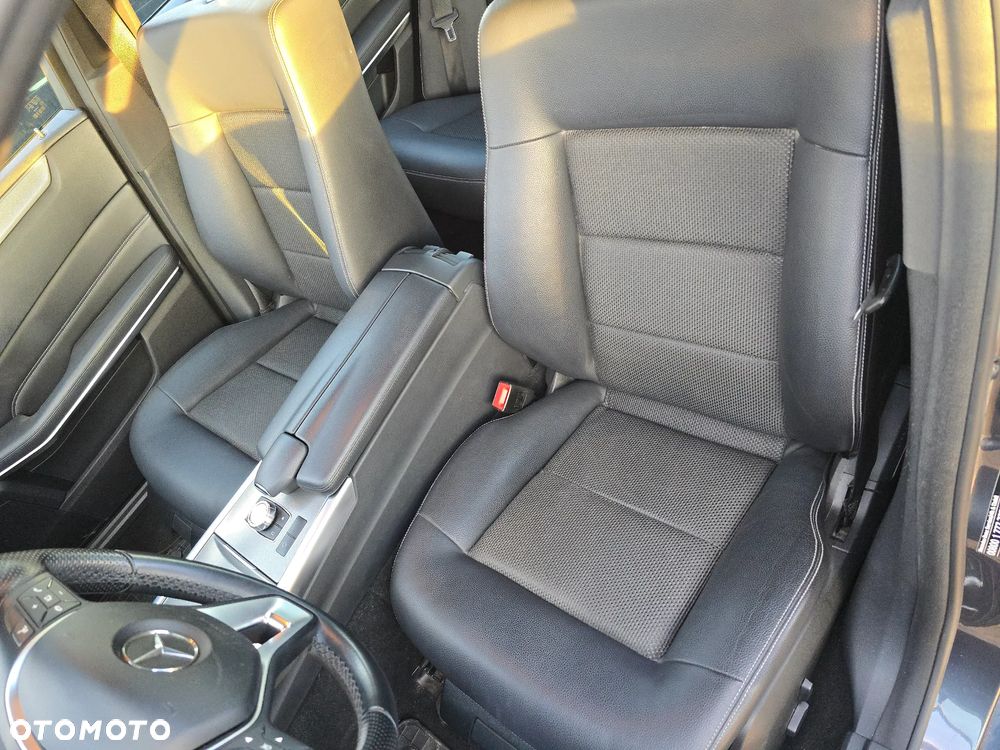 Mercedes-Benz Klasa E 350 BlueTEC 4Matic 7G-TRONIC Elegance - 6