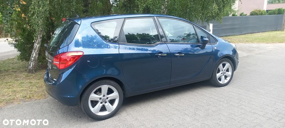 Opel Meriva 1.4 T Cosmo - 3