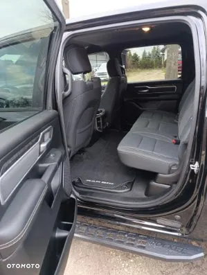 RAM 1500 Crew Cab Shortbed Bighorn - 6