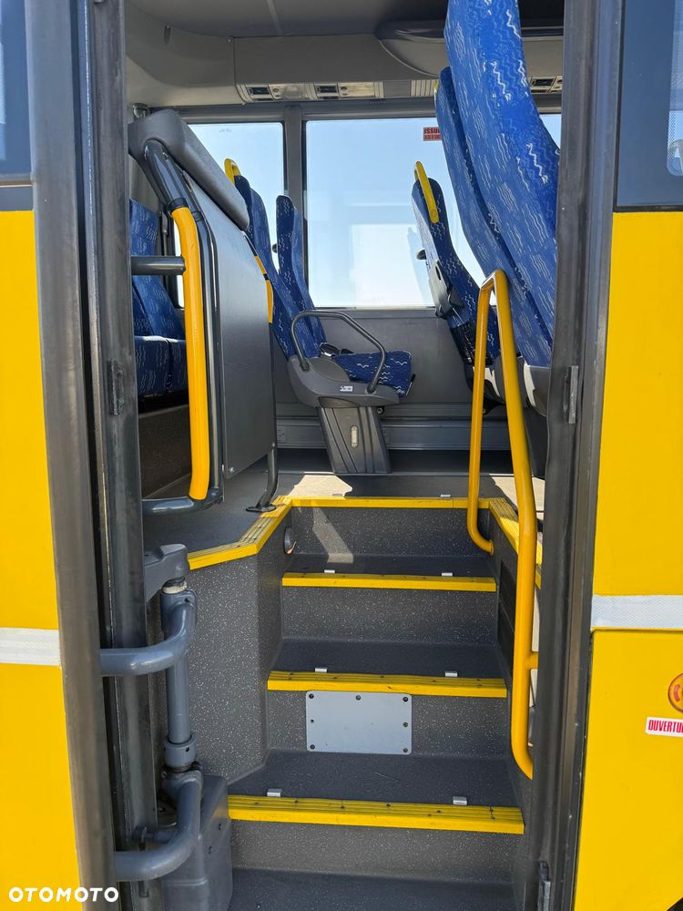 Inny Otokar Navigo 2013 r. Klima Webasto 34 Osobowy Euro 5 Winda - 14