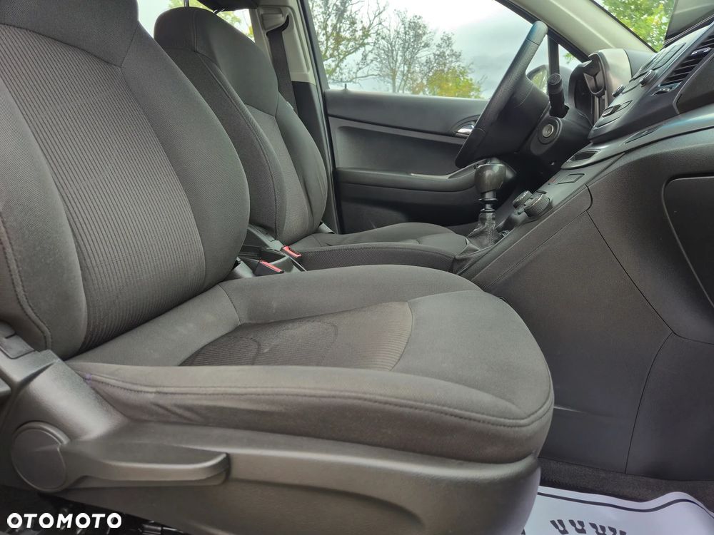 Chevrolet Orlando - 21