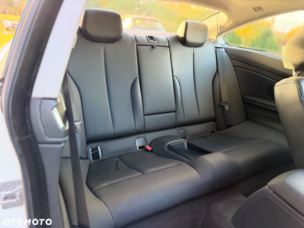 BMW Seria 4 428i Luxury Line - 32