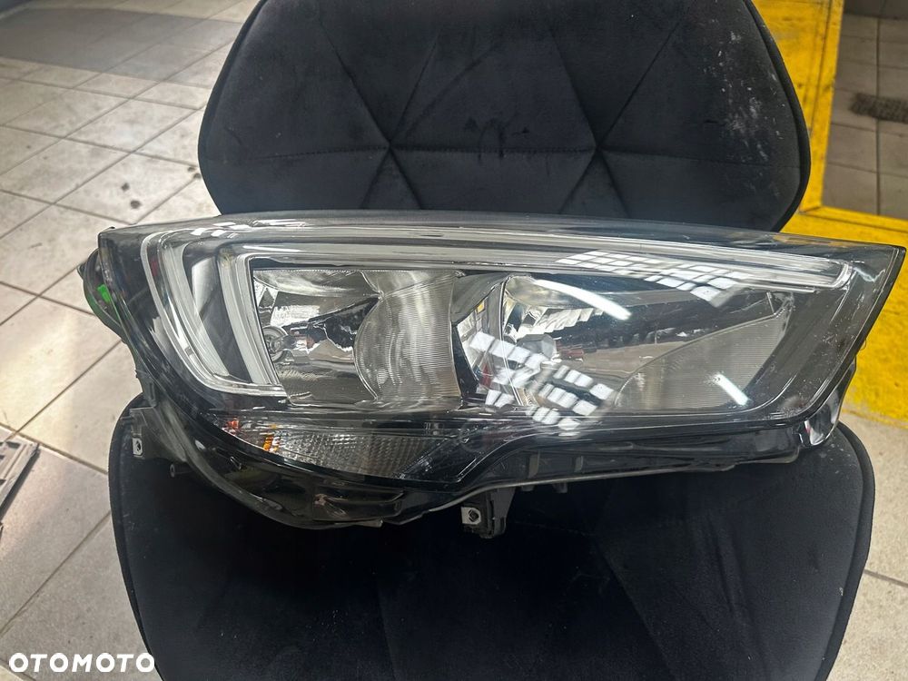 OPEL CROSSLAND X PRAWA LAMPA PRZÓD ZWYKŁA LED KOMPLETNA 13467968 - 5