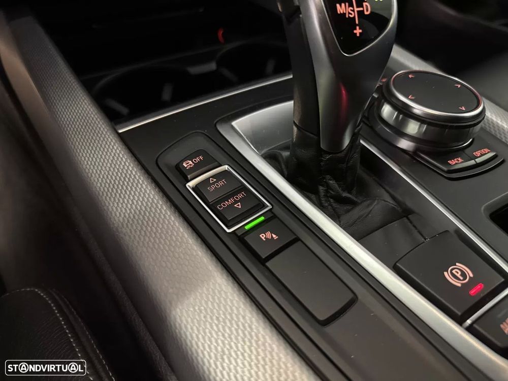 BMW X5 25 d sDrive Pack M - 40