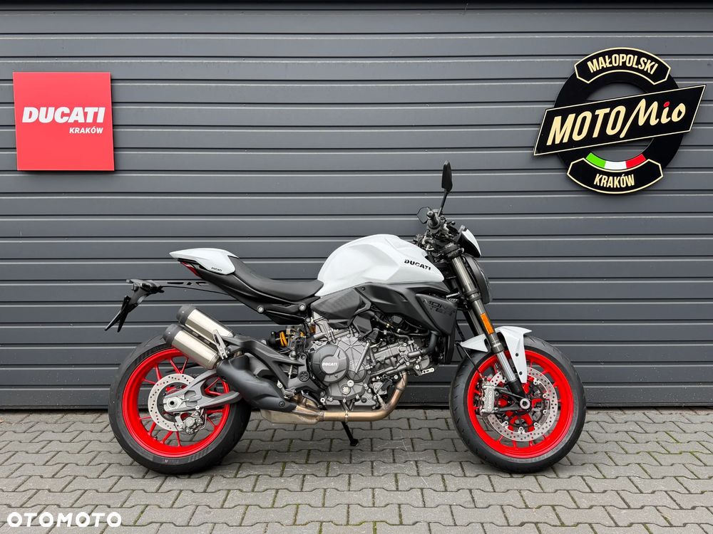 Ducati Monster - 4
