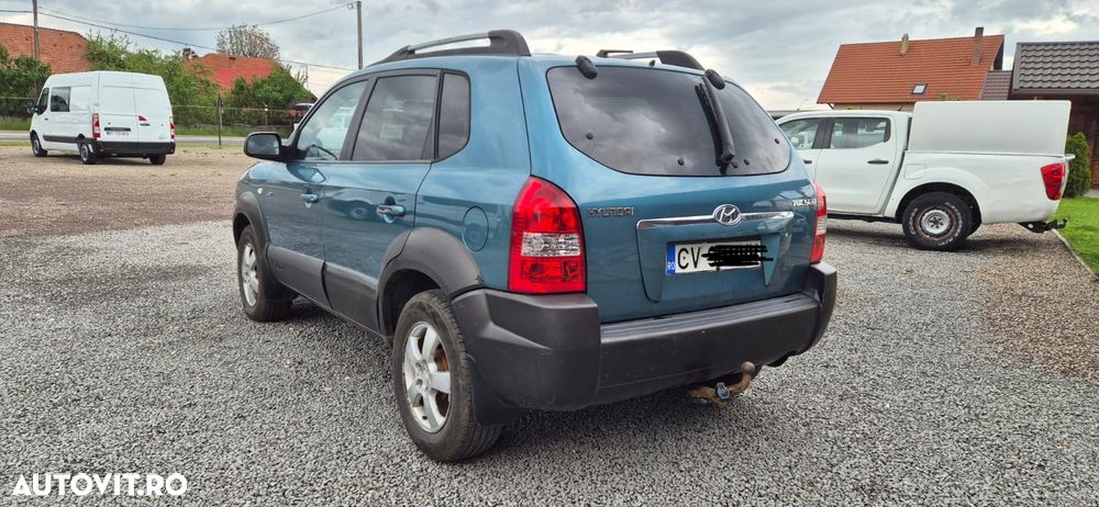 Hyundai Tucson 2.0 4WD GLS - 6