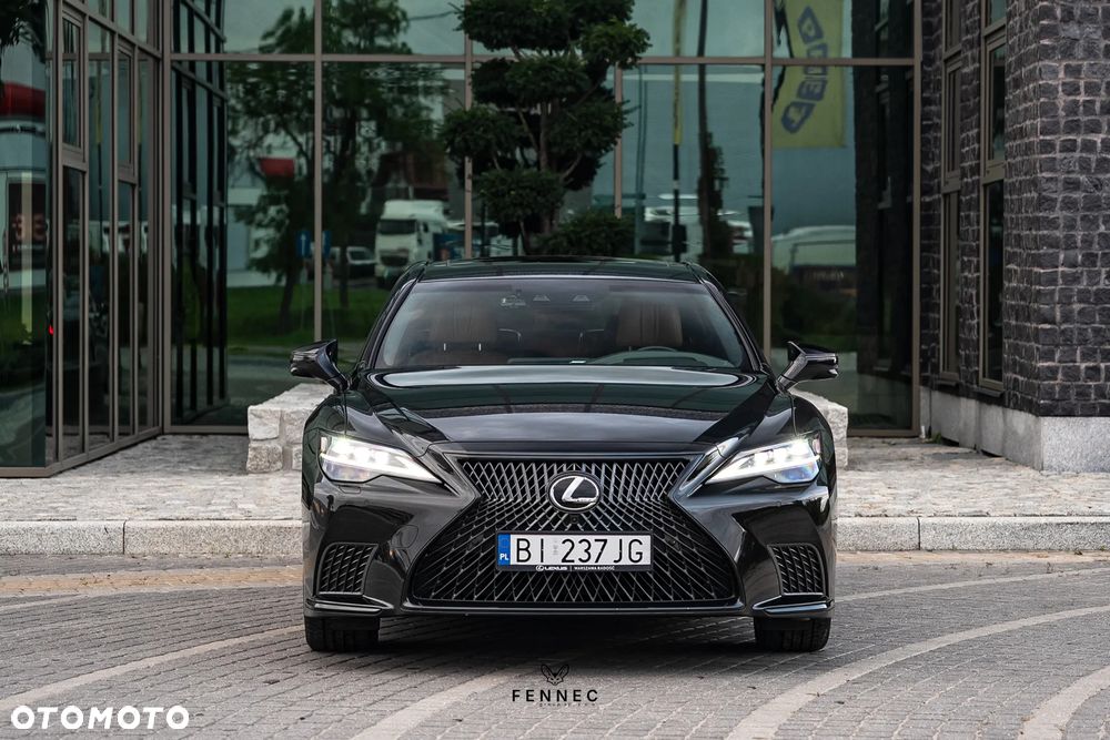 Lexus LS - 3